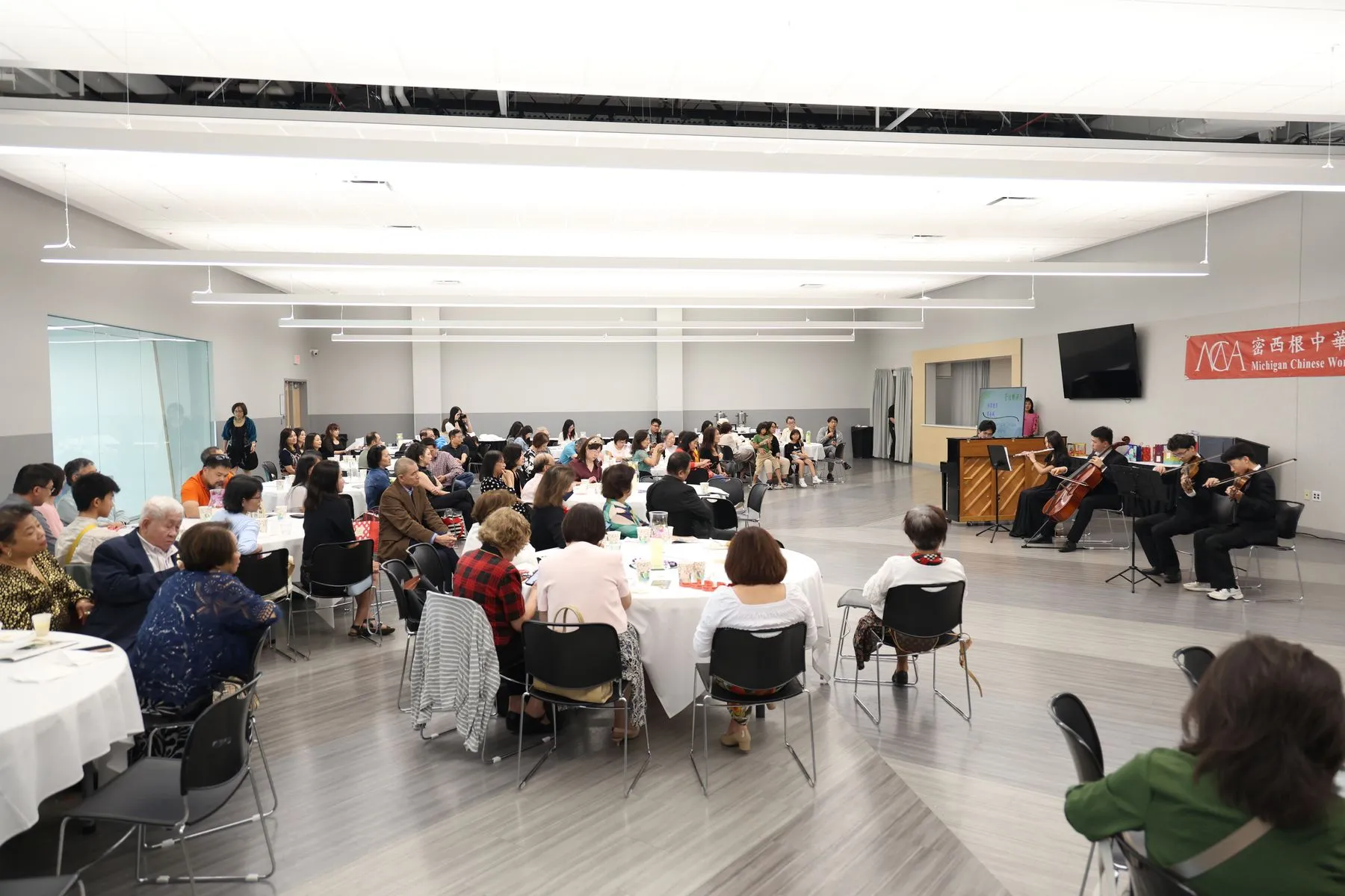 Michigan Chinese Women's Association Annual Banquet photo 4